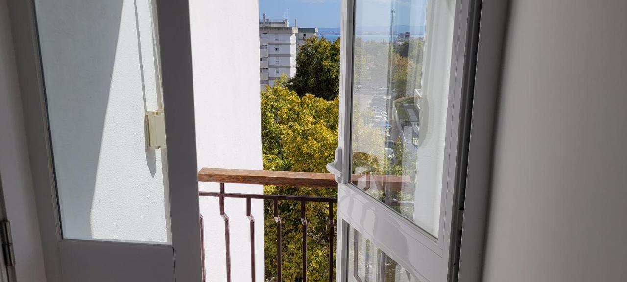 Comfy Room Near Metro Lisbon Exterior photo